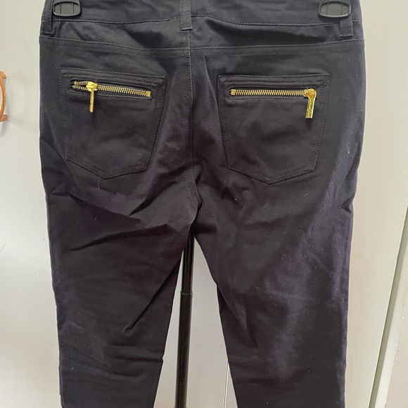 Micheal Kors pants. Worn a few times. - Picture 5 of 9